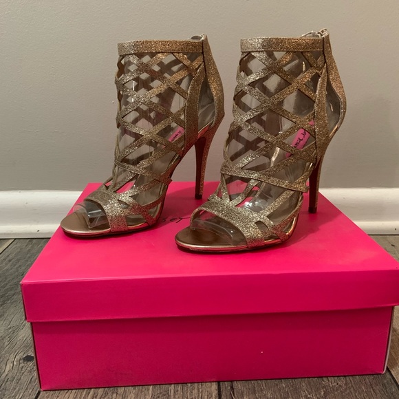 Betsey Johnson Juliette Sandals - Picture 8 of 8